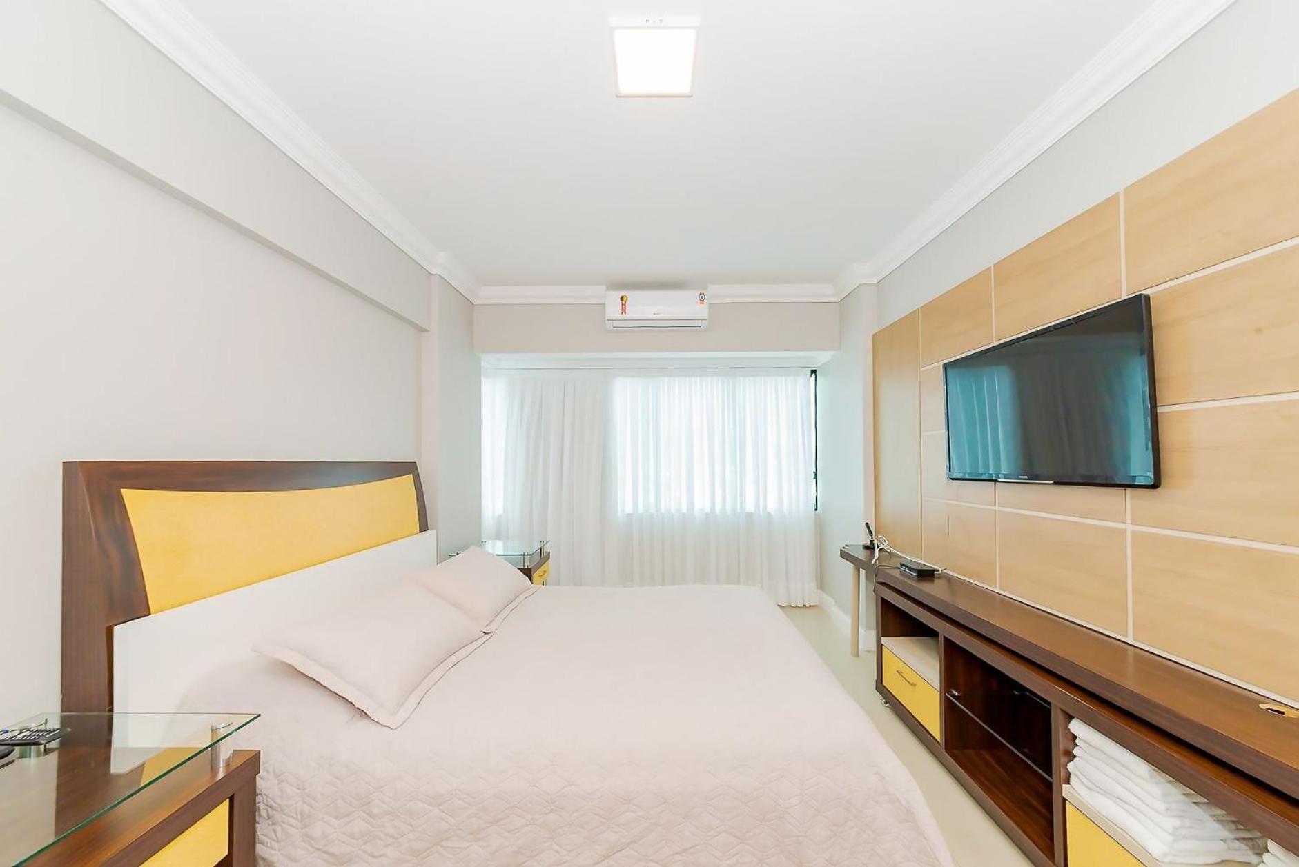 Apto Amplo 1Suite Mais 2Quartos - Quadra Mar 50M Da Praia - Somente Familiares Balneário Camboriú Exterior foto